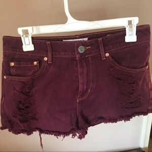 Bullhead high waisted maroon shorts